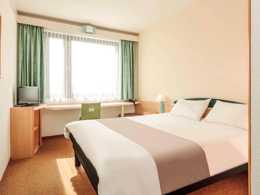 Ibis Rostock Am Stadthafen Kültér fotó