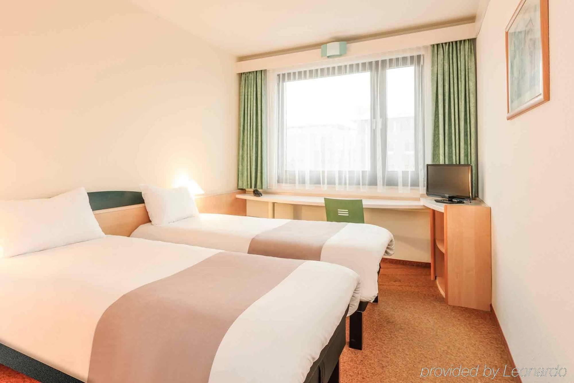 Ibis Rostock Am Stadthafen Kültér fotó